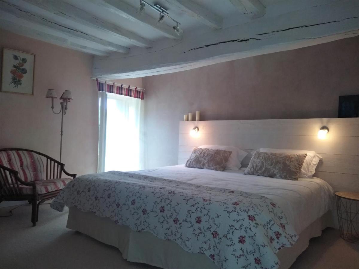 Chambres D'Hotes Du Noisillet Cinais Экстерьер фото