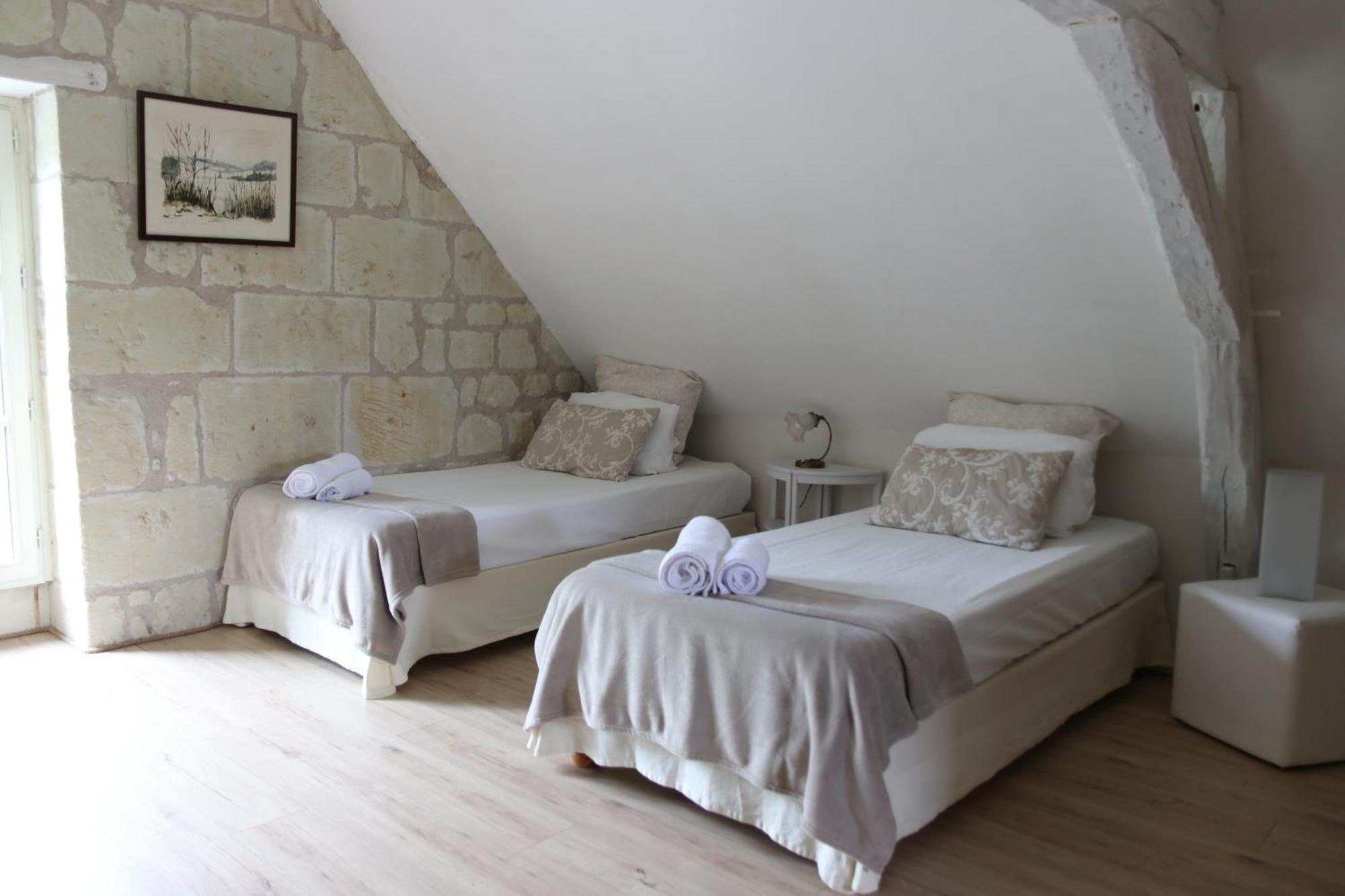 Chambres D'Hotes Du Noisillet Cinais Экстерьер фото